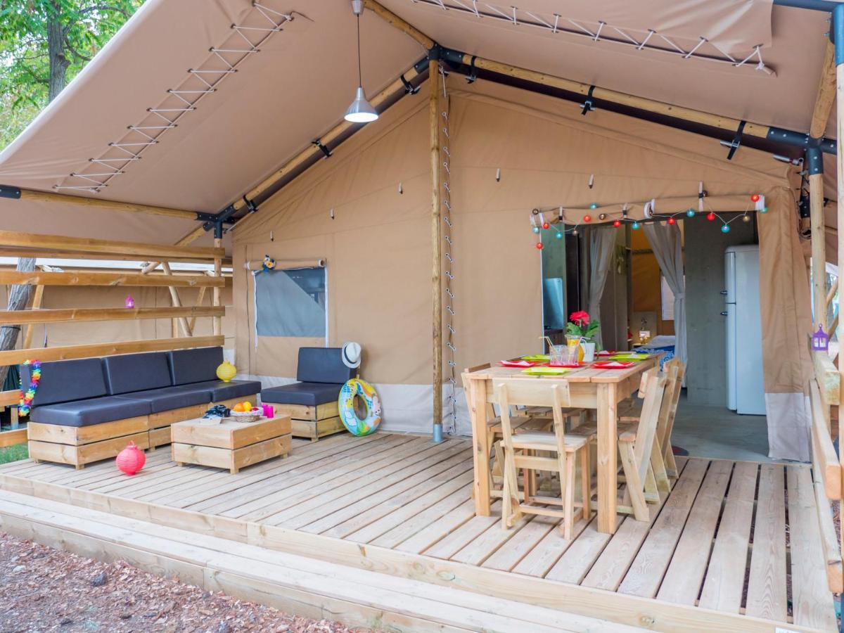 Vacanceselect Premium Lodge Polari 罗维尼 外观 照片
